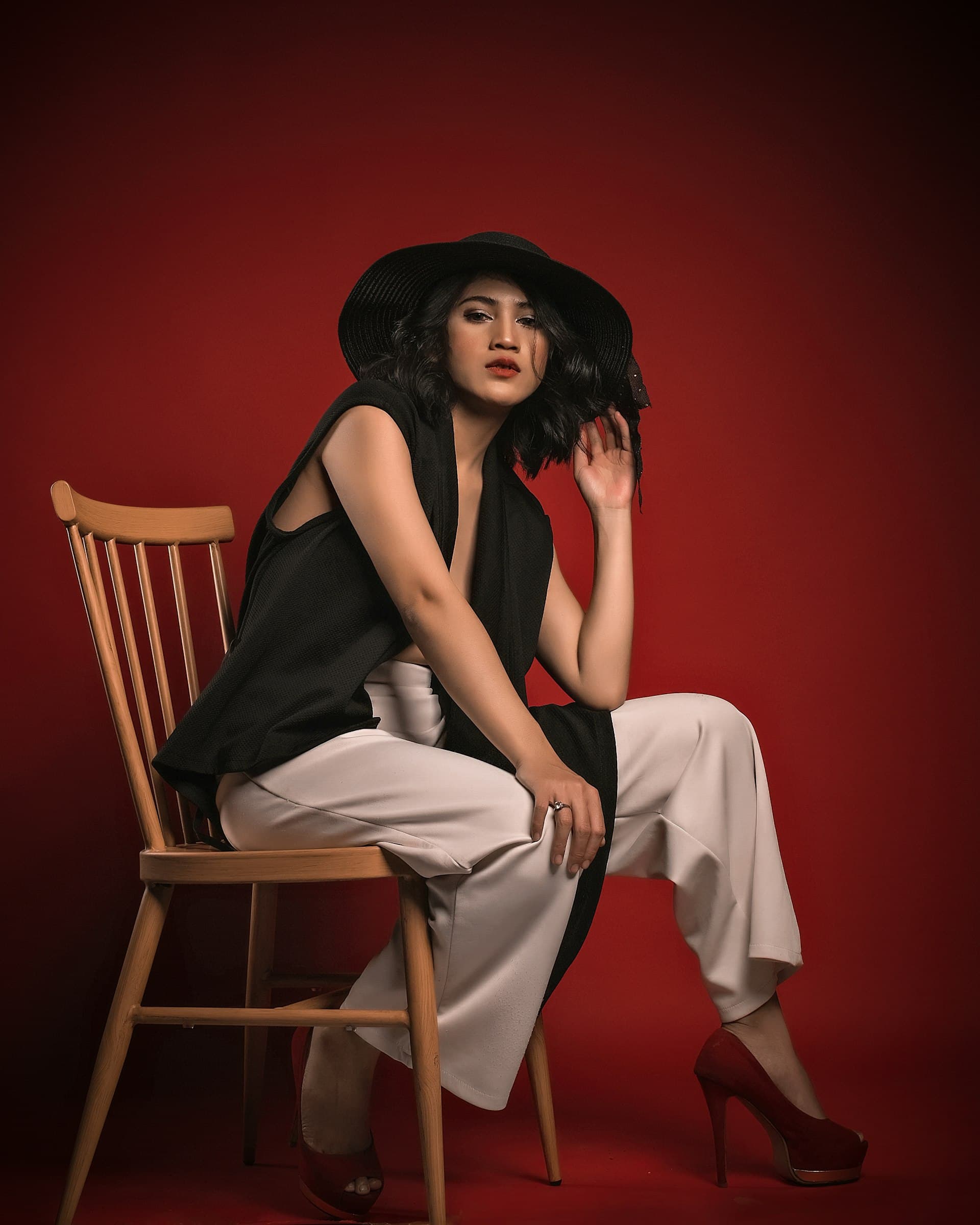 Fashion photography at Emma Studio, studio shoot for a fashion collection